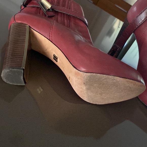 Burgundy BCBG bootie - Picture 3 of 3